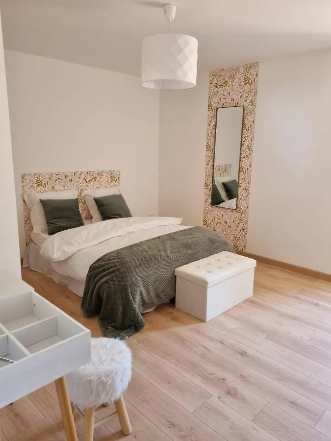 Longere Independante Avec Terrain De Tennis Prive Saint-Maugan Holiday home